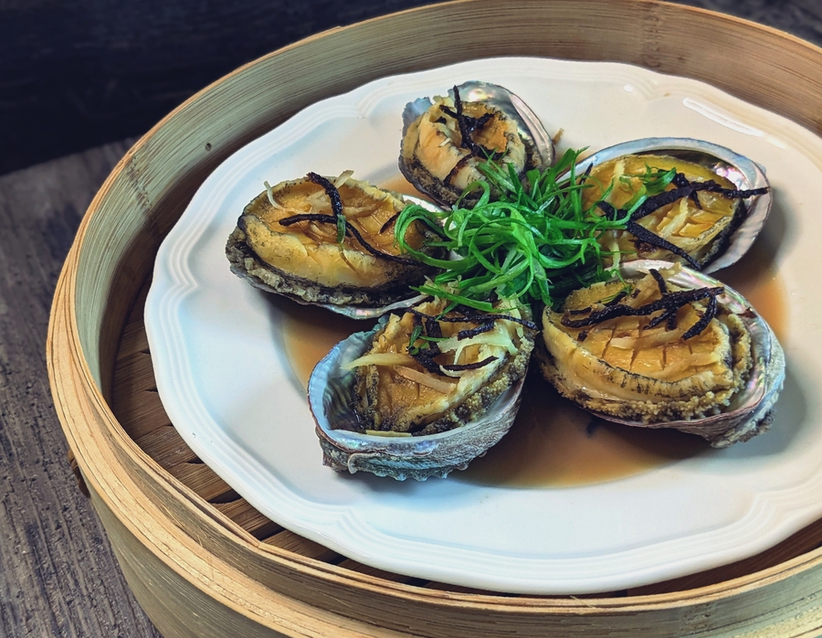 How To Make: Mouthwatering Steamed Abalone Recipe In Minutes